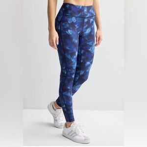 NWT Petite Tek Gear® Ultrastretch High-Waisted 7/8 Leggings, Side Pockets, sz LP